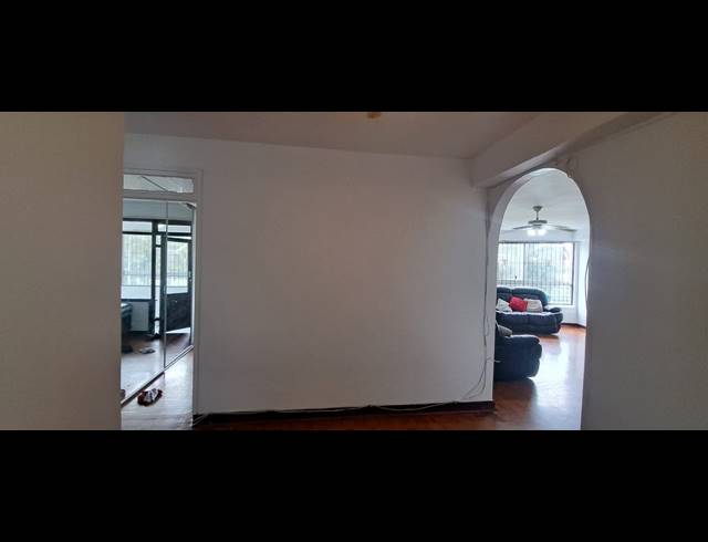 2 BEDROOM SECTIONAL TITLE FOR SALE IN DURBAN CENTRAL